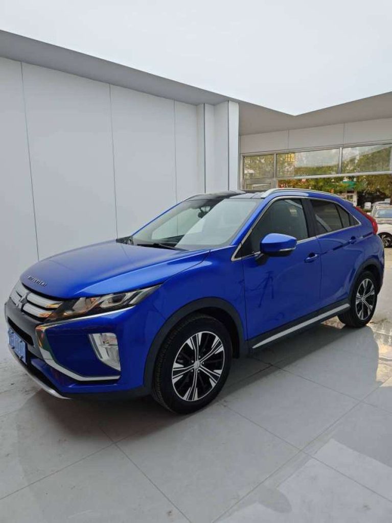 Mitsubishi 奕歌
