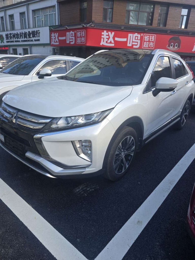 Mitsubishi 奕歌