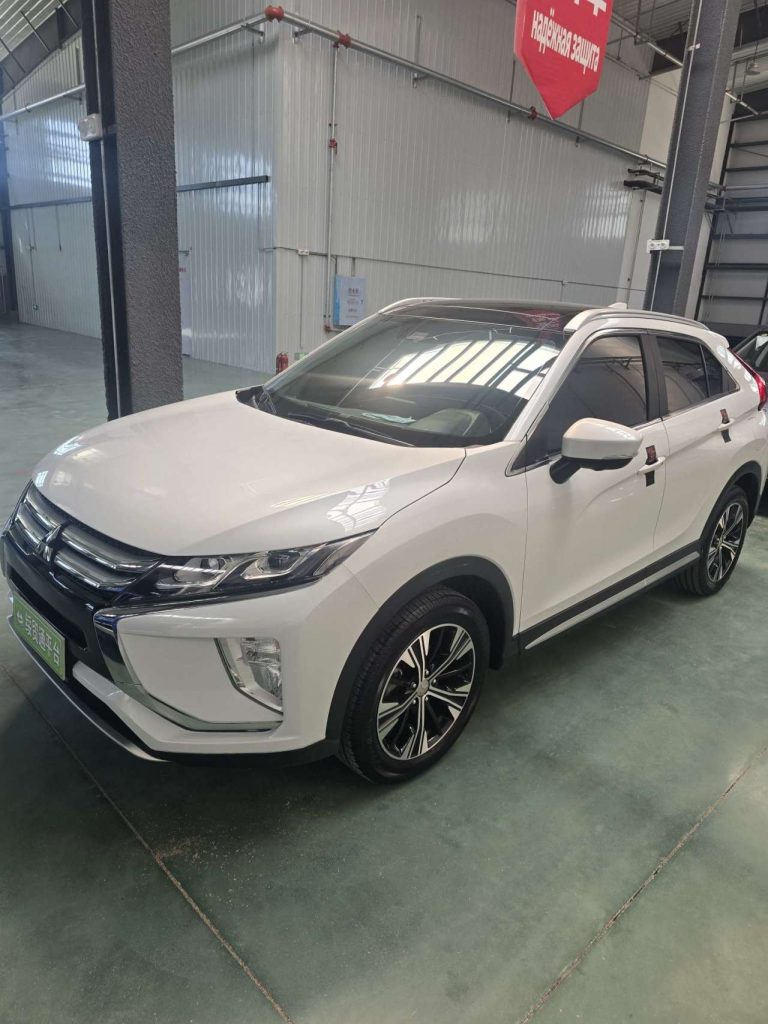 Mitsubishi 奕歌