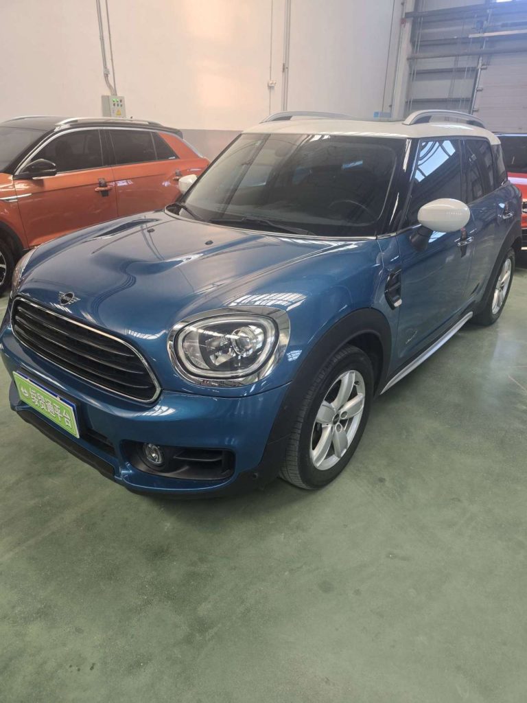 MINI MINI COUNTRYMAN